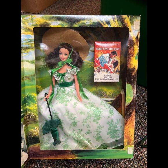 Barbie Other - 1994 GONE WITH THE WIND‎ HOLLYWOOD LEGENDS BARBIE SCARLETT O’HARA  WHITE DRESS